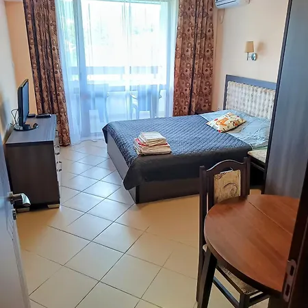 Hills View Апартаменты