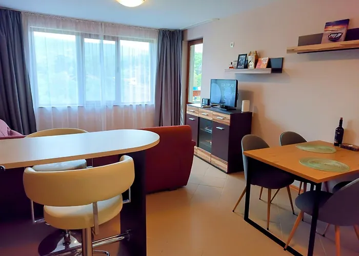 Hills View Apartmán *